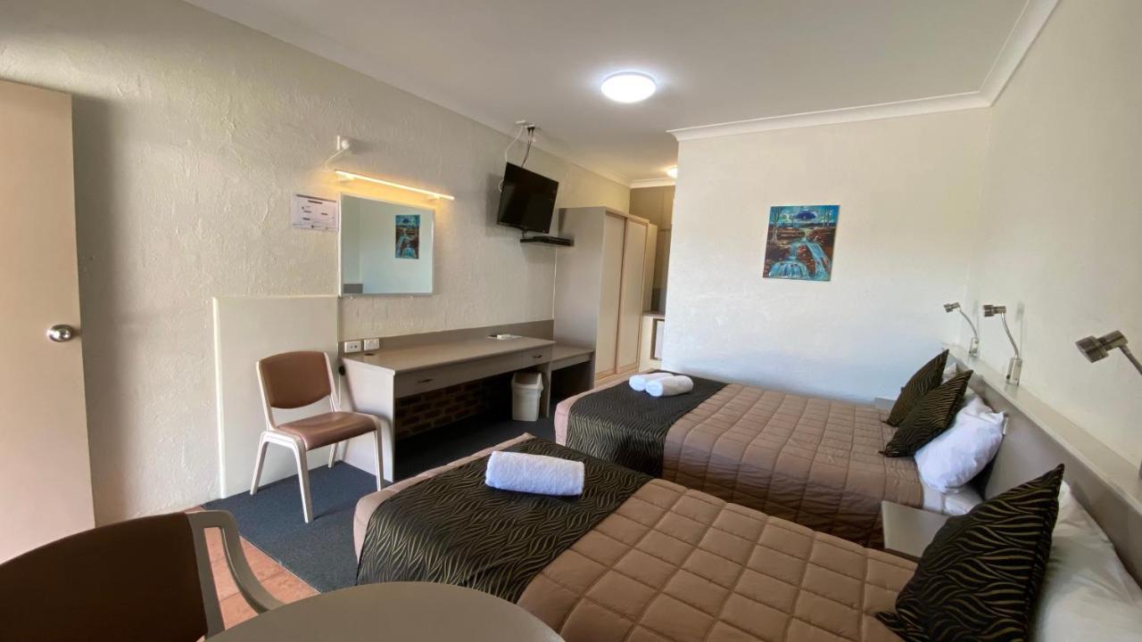 Sapphire City Motor Inn Inverell Dış mekan fotoğraf