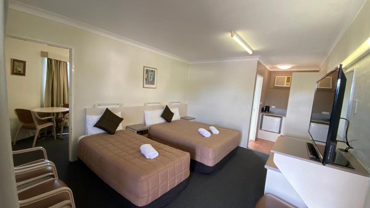 Sapphire City Motor Inn Inverell Dış mekan fotoğraf