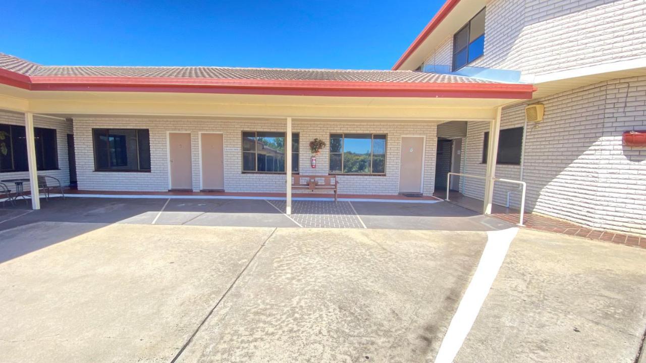 Sapphire City Motor Inn Inverell Dış mekan fotoğraf