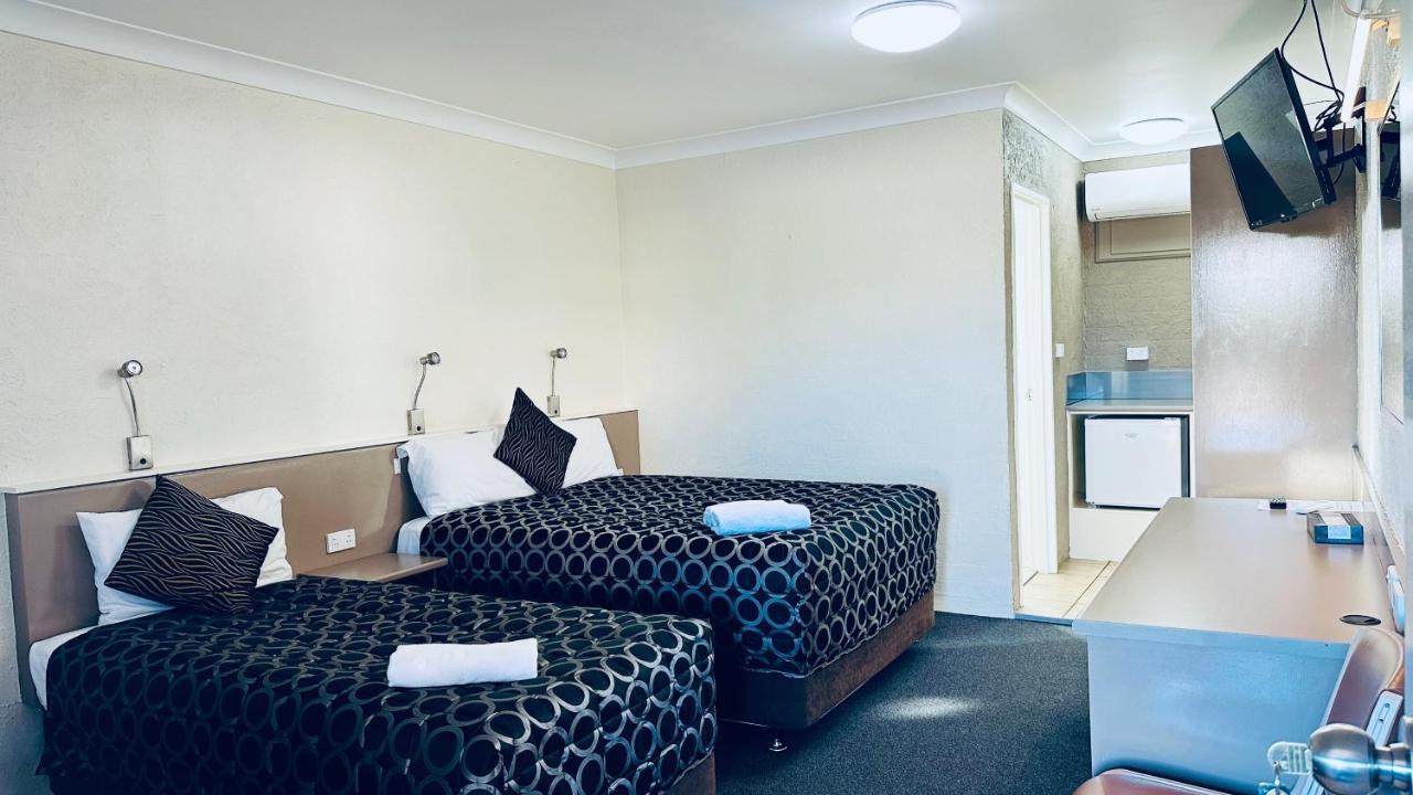 Sapphire City Motor Inn Inverell Dış mekan fotoğraf