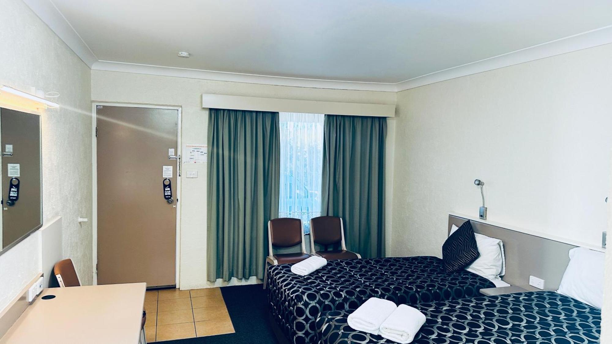 Sapphire City Motor Inn Inverell Dış mekan fotoğraf