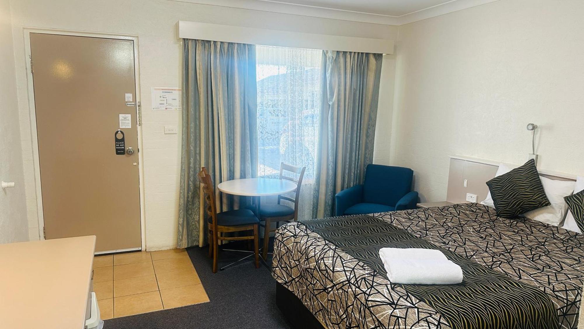 Sapphire City Motor Inn Inverell Dış mekan fotoğraf
