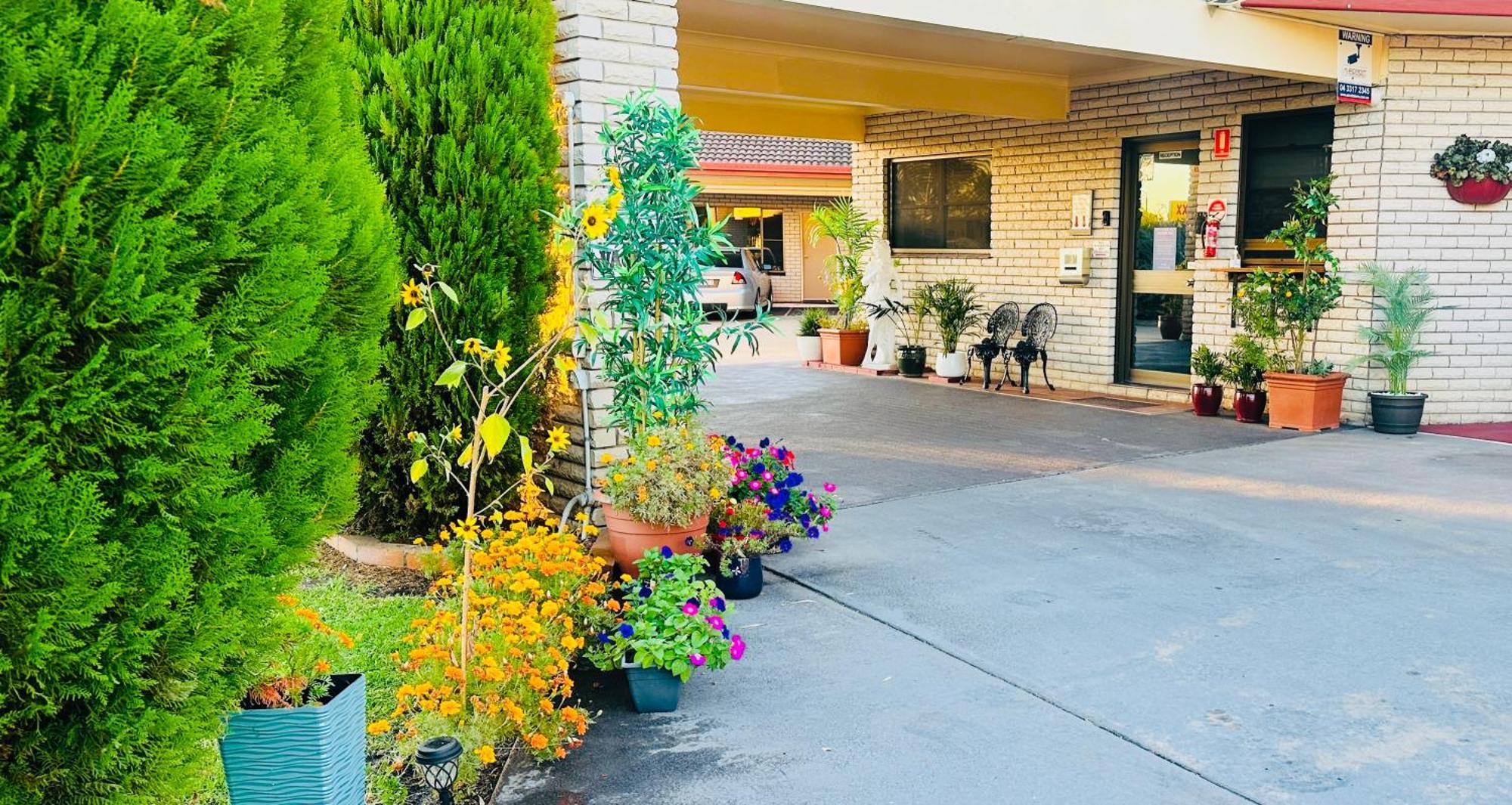 Sapphire City Motor Inn Inverell Dış mekan fotoğraf