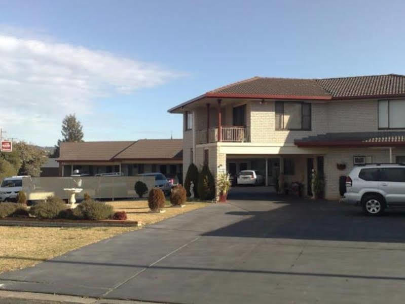 Sapphire City Motor Inn Inverell Dış mekan fotoğraf